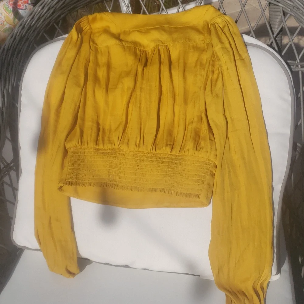 💛RACHEL ROY Silky Top (XS) - Picture 3 of 7